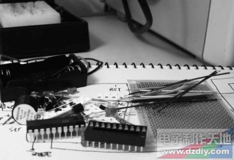 《用单片机制作的厨房定时器》相关图片 用单片机制作的厨房定时器